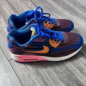 These Nike Air Max Lunar 90 running shoe